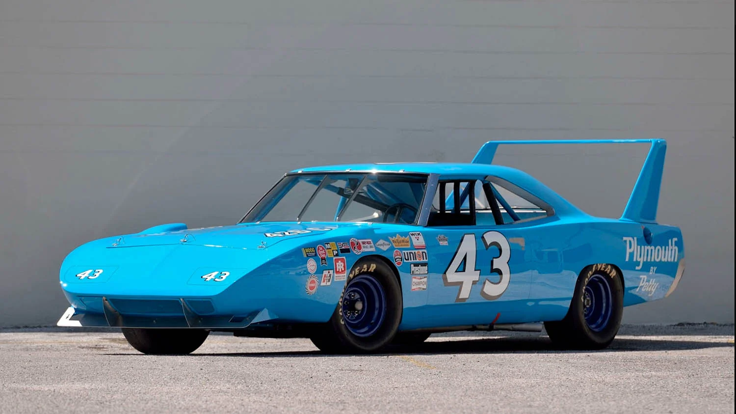 Built to lure Petty back to Plymouth — Ecurie